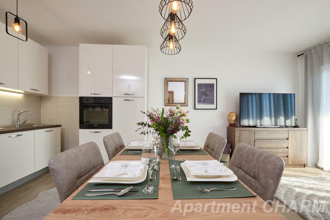 Luxury Apartment Charm With Pool Trogir Exterior foto
